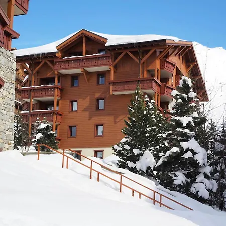 Apartment Alpages De Reberty - Spacieux Et Lumineux - Proche Des Pistes - Balcon - Piscine - Parking Couvert Mae-7011